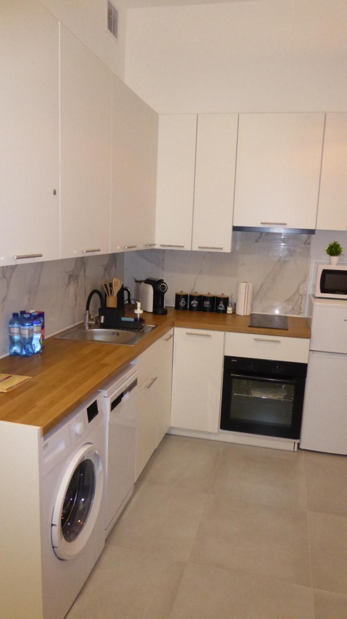 Apartament Love On 5 - Milosc Na 5 Legnica Exteriör bild