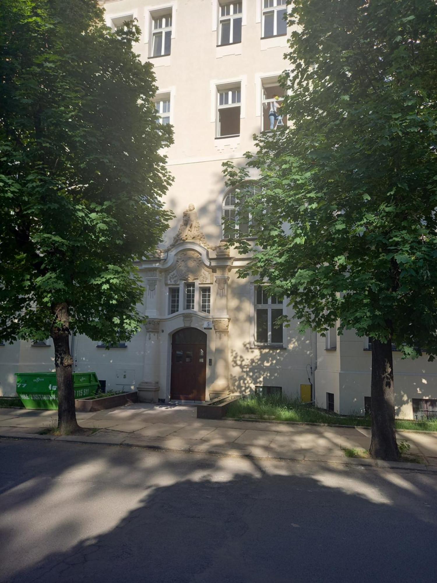 Apartament Love On 5 - Milosc Na 5 Legnica Exteriör bild